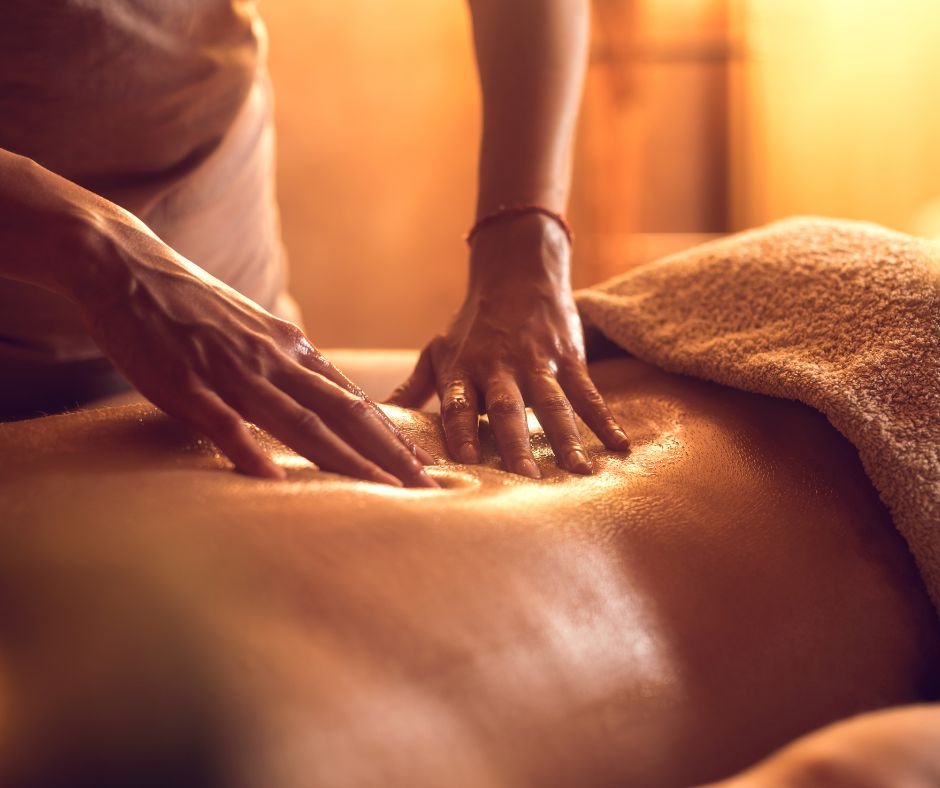 Abhyanga Massage